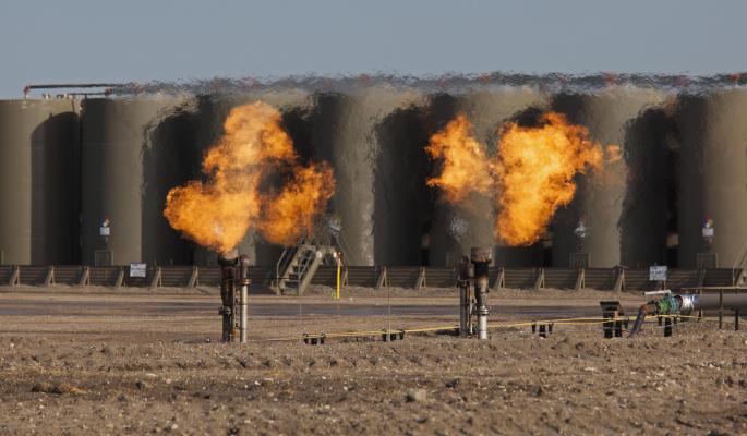 Нефть подешевела в ожидании отчета мэа и оценок от api