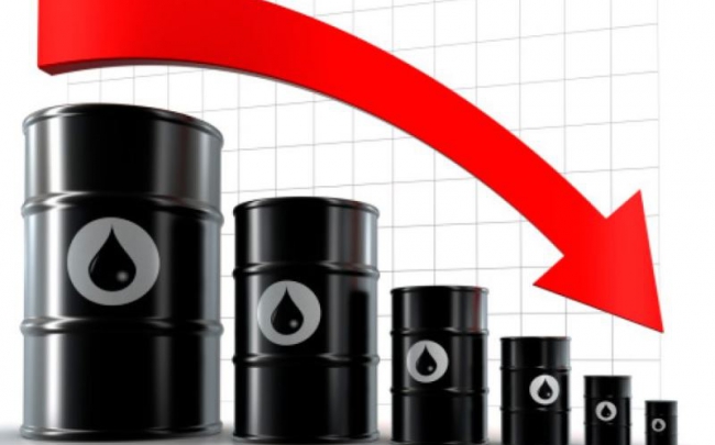 Нефть упала в цене из-за отраслевых оценок и данных из китая