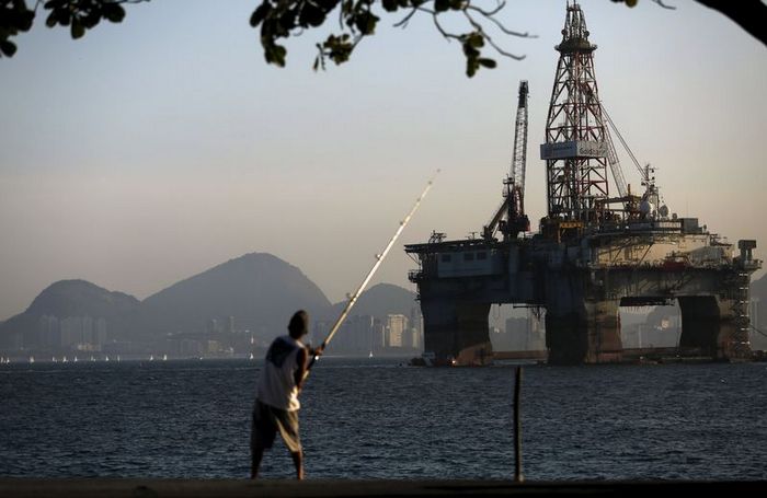 Нефть выросла в цене в ходе азиатской сессии в ожидании саммита опек