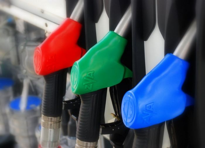 Рф повысит c 1 апреля акцизы на бензин и дизтопливо - источники